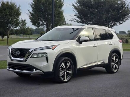 Белый Ниссан Rogue, объемом двигателя 1.5 л и пробегом 10 тыс. км за 14800 $, фото 1 на Automoto.ua