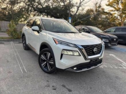 Ніссан Rogue 2022 у Рівному на Automoto.ua Білий Ніссан Rogue, об'ємом двигуна 1.5 л та пробігом 50 тис. км за 14000 $, фото 1 на Automoto.ua
