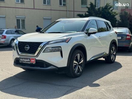 Ніссан Rogue 2023 у Запоріжжя на Automoto.ua Білий Ніссан Rogue, об'ємом двигуна 1.5 л та пробігом 40 тис. км за 27790 $, фото 1 на Automoto.ua