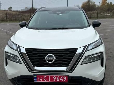 Білий Ніссан Rogue, об'ємом двигуна 1.5 л та пробігом 71 тис. км за 25000 $, фото 1 на Automoto.ua
