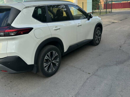 Ніссан Rogue 2023 у Лубнах на Automoto.ua Білий Ніссан Rogue, об'ємом двигуна 1.5 л та пробігом 8 тис. км за 27500 $, фото 1 на Automoto.ua