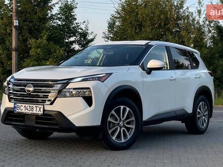 Білий Ніссан Rogue, об'ємом двигуна 1.5 л та пробігом 1 тис. км за 24900 $, фото 1 на Automoto.ua