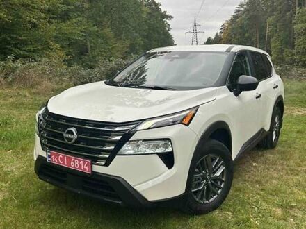 Ниссан Rogue 2024 в Львове на Automoto.ua Белый Ниссан Rogue, объемом двигателя 1.5 л и пробегом 7 тыс. км за 22900 $, фото 1 на Automoto.ua