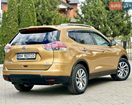 Бежевый Ниссан Rogue, объемом двигателя 2.49 л и пробегом 146 тыс. км за 14500 $, фото 7 на Automoto.ua