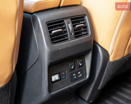 Бежевий Ніссан Rogue, об'ємом двигуна 2.49 л та пробігом 110 тис. км за 27700 $, фото 49 на Automoto.ua