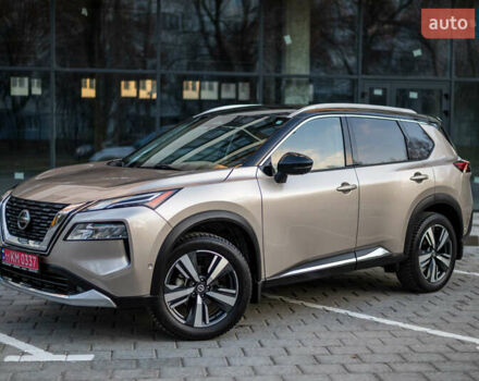 Бежевий Ніссан Rogue, об'ємом двигуна 2.49 л та пробігом 110 тис. км за 27700 $, фото 4 на Automoto.ua