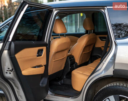 Бежевий Ніссан Rogue, об'ємом двигуна 2.49 л та пробігом 110 тис. км за 27700 $, фото 48 на Automoto.ua