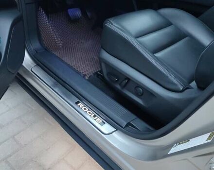 Бежевий Ніссан Rogue, об'ємом двигуна 2.49 л та пробігом 50 тис. км за 27500 $, фото 20 на Automoto.ua