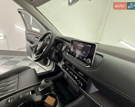 Бежевый Ниссан Rogue, объемом двигателя 1.5 л и пробегом 39 тыс. км за 21999 $, фото 56 на Automoto.ua