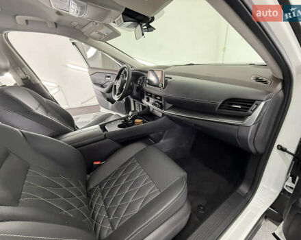 Бежевый Ниссан Rogue, объемом двигателя 1.5 л и пробегом 39 тыс. км за 21999 $, фото 54 на Automoto.ua