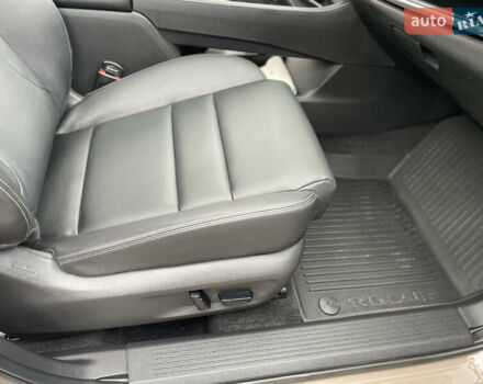 Бежевий Ніссан Rogue, об'ємом двигуна 1.5 л та пробігом 6 тис. км за 28800 $, фото 24 на Automoto.ua