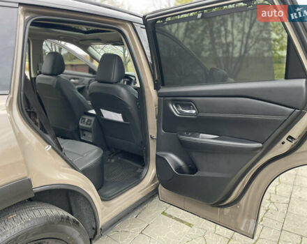 Бежевий Ніссан Rogue, об'ємом двигуна 1.5 л та пробігом 6 тис. км за 28800 $, фото 22 на Automoto.ua