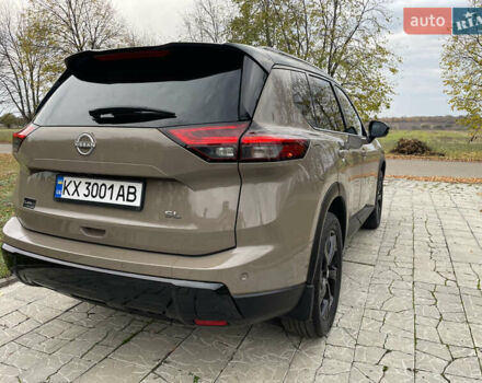 Бежевий Ніссан Rogue, об'ємом двигуна 1.5 л та пробігом 6 тис. км за 28800 $, фото 4 на Automoto.ua