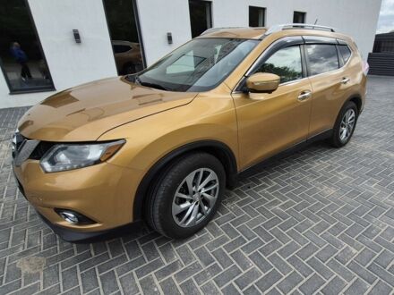 Ніссан Rogue 2014 у Кропивницькому (Кіровограді) на Automoto.ua Бежевий Ніссан Rogue, об'ємом двигуна 2.5 л та пробігом 140 тис. км за 13700 $, фото 1 на Automoto.ua