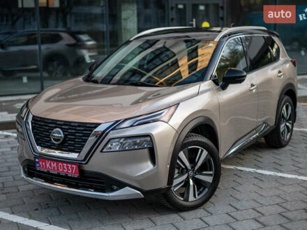 Бежевий Ніссан Rogue, об'ємом двигуна 2.49 л та пробігом 110 тис. км за 27700 $, фото 1 на Automoto.ua