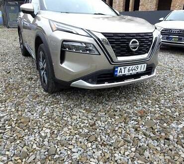 Бежевий Ніссан Rogue, об'ємом двигуна 2.49 л та пробігом 58 тис. км за 28800 $, фото 1 на Automoto.ua