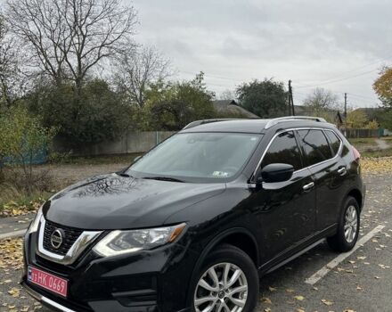 Черный Ниссан Rogue, объемом двигателя 2.5 л и пробегом 58 тыс. км за 16000 $, фото 1 на Automoto.ua