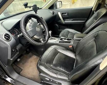 Черный Ниссан Rogue, объемом двигателя 2.5 л и пробегом 110 тыс. км за 8900 $, фото 4 на Automoto.ua