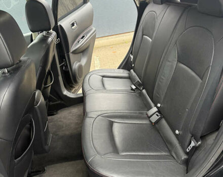 Черный Ниссан Rogue, объемом двигателя 2.49 л и пробегом 318 тыс. км за 8400 $, фото 16 на Automoto.ua