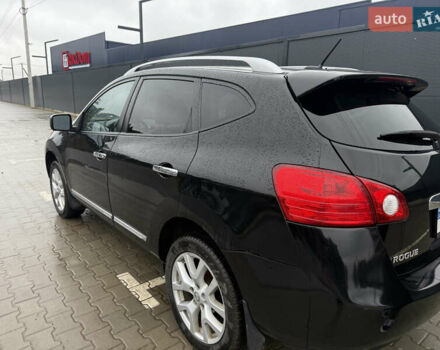 Черный Ниссан Rogue, объемом двигателя 2.49 л и пробегом 318 тыс. км за 8400 $, фото 12 на Automoto.ua