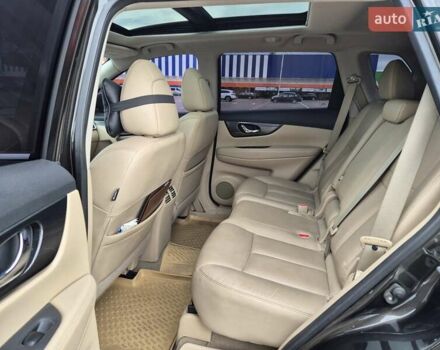 Черный Ниссан Rogue, объемом двигателя 2.49 л и пробегом 135 тыс. км за 14000 $, фото 6 на Automoto.ua