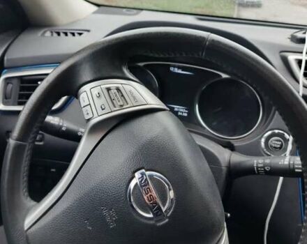 Черный Ниссан Rogue, объемом двигателя 2.49 л и пробегом 261 тыс. км за 12700 $, фото 12 на Automoto.ua