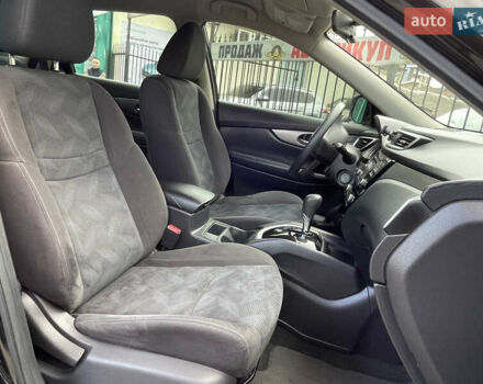 Черный Ниссан Rogue, объемом двигателя 2.49 л и пробегом 192 тыс. км за 12999 $, фото 7 на Automoto.ua