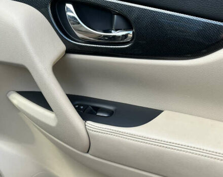 Черный Ниссан Rogue, объемом двигателя 2.49 л и пробегом 136 тыс. км за 14200 $, фото 35 на Automoto.ua