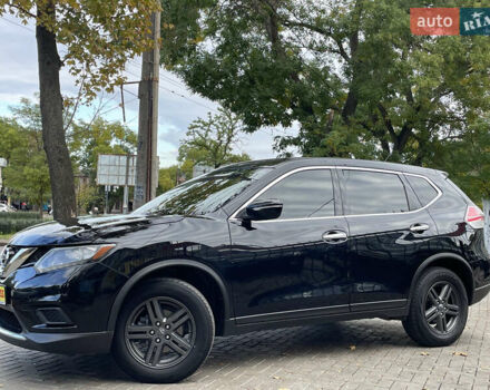 Черный Ниссан Rogue, объемом двигателя 2.49 л и пробегом 192 тыс. км за 12999 $, фото 3 на Automoto.ua