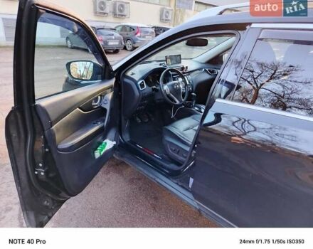 Черный Ниссан Rogue, объемом двигателя 2.49 л и пробегом 261 тыс. км за 12700 $, фото 8 на Automoto.ua