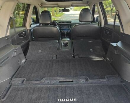 Черный Ниссан Rogue, объемом двигателя 2.5 л и пробегом 166 тыс. км за 13400 $, фото 14 на Automoto.ua