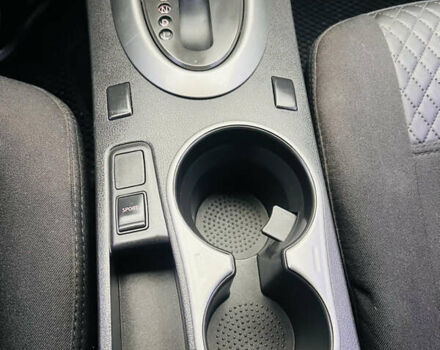 Чорний Ніссан Rogue, об'ємом двигуна 2.49 л та пробігом 215 тис. км за 9000 $, фото 3 на Automoto.ua