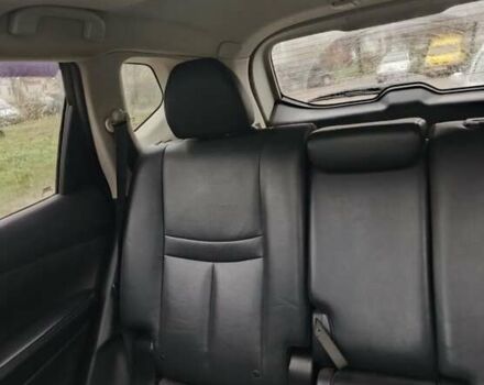 Черный Ниссан Rogue, объемом двигателя 2.49 л и пробегом 261 тыс. км за 12700 $, фото 14 на Automoto.ua