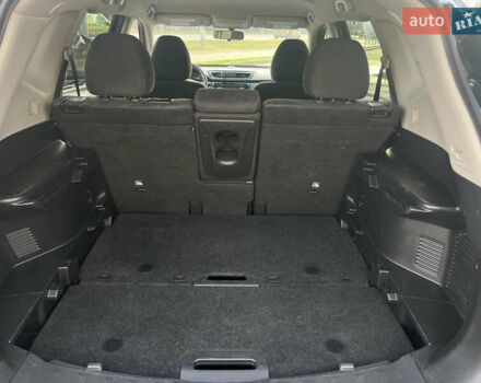 Черный Ниссан Rogue, объемом двигателя 2.5 л и пробегом 192 тыс. км за 11999 $, фото 18 на Automoto.ua