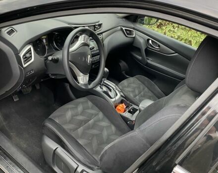 Черный Ниссан Rogue, объемом двигателя 2.5 л и пробегом 267 тыс. км за 9500 $, фото 4 на Automoto.ua