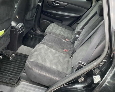 Черный Ниссан Rogue, объемом двигателя 2.5 л и пробегом 267 тыс. км за 9500 $, фото 5 на Automoto.ua