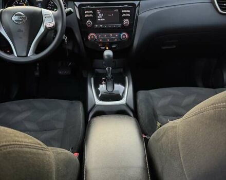 Черный Ниссан Rogue, объемом двигателя 2.49 л и пробегом 192 тыс. км за 11999 $, фото 12 на Automoto.ua