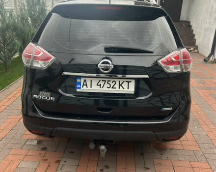 Черный Ниссан Rogue, объемом двигателя 2.49 л и пробегом 182 тыс. км за 12000 $, фото 2 на Automoto.ua