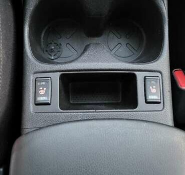 Черный Ниссан Rogue, объемом двигателя 2.5 л и пробегом 165 тыс. км за 13990 $, фото 9 на Automoto.ua