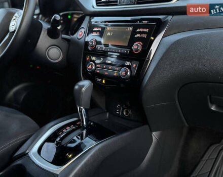 Чорний Ніссан Rogue, об'ємом двигуна 2.5 л та пробігом 150 тис. км за 11250 $, фото 51 на Automoto.ua