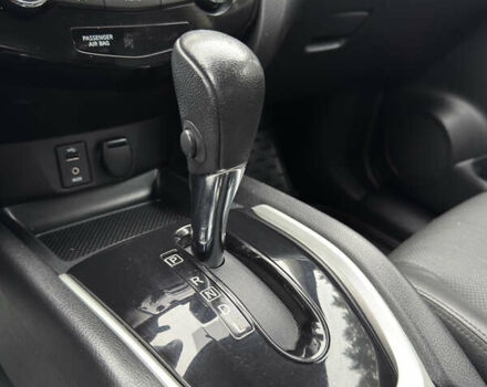 Чорний Ніссан Rogue, об'ємом двигуна 2.5 л та пробігом 165 тис. км за 12800 $, фото 16 на Automoto.ua