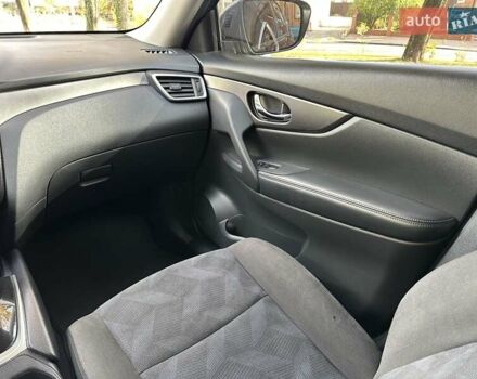 Черный Ниссан Rogue, объемом двигателя 2.5 л и пробегом 96 тыс. км за 12900 $, фото 14 на Automoto.ua