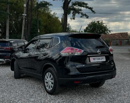 Черный Ниссан Rogue, объемом двигателя 0 л и пробегом 175 тыс. км за 12000 $, фото 1 на Automoto.ua