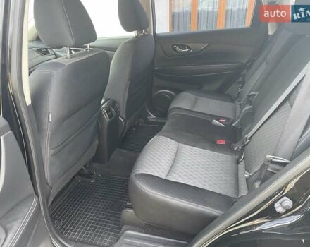 Черный Ниссан Rogue, объемом двигателя 2.49 л и пробегом 165 тыс. км за 14000 $, фото 14 на Automoto.ua