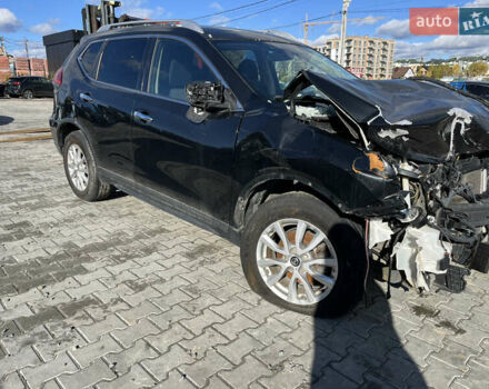 Черный Ниссан Rogue, объемом двигателя 2.5 л и пробегом 217 тыс. км за 7900 $, фото 3 на Automoto.ua