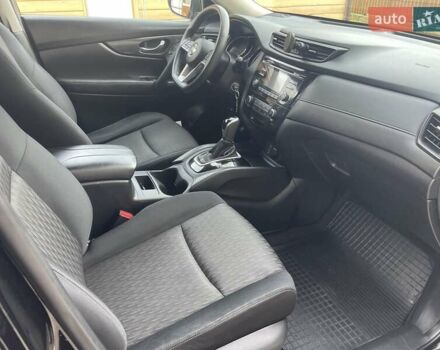 Черный Ниссан Rogue, объемом двигателя 2.49 л и пробегом 165 тыс. км за 14000 $, фото 15 на Automoto.ua