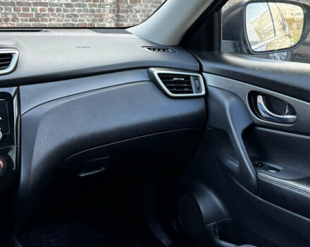 Черный Ниссан Rogue, объемом двигателя 2.49 л и пробегом 187 тыс. км за 11800 $, фото 17 на Automoto.ua