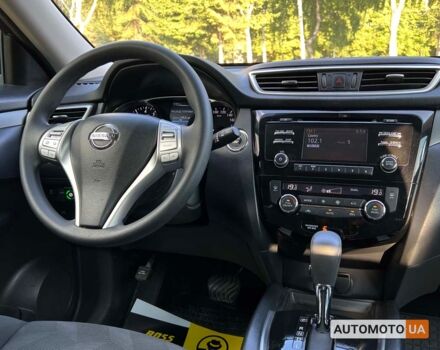 Черный Ниссан Rogue, объемом двигателя 2.5 л и пробегом 140 тыс. км за 13800 $, фото 11 на Automoto.ua
