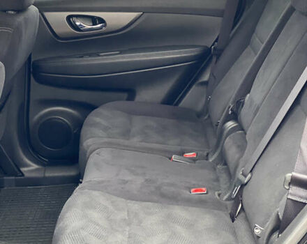 Черный Ниссан Rogue, объемом двигателя 2.49 л и пробегом 211 тыс. км за 12800 $, фото 25 на Automoto.ua