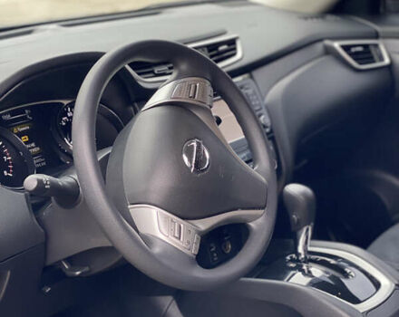 Черный Ниссан Rogue, объемом двигателя 2.49 л и пробегом 211 тыс. км за 12800 $, фото 23 на Automoto.ua